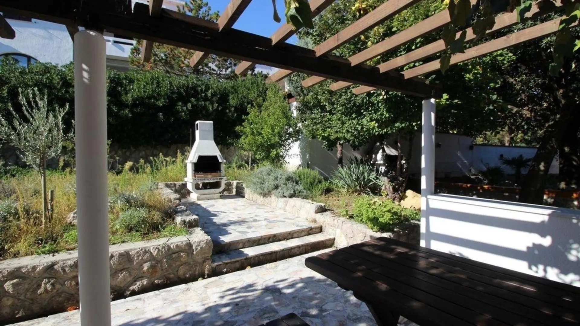 Ferienwohnung In Baska Mit Eigener Terrasse Und Meerblick location